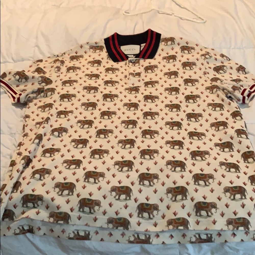Gucci men shirt size XL large only worn once